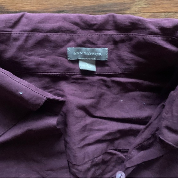Ann Taylor large Fitted button down shirt purple - Picture 3 of 5
